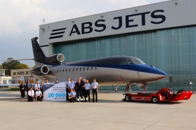 ABS Jets ground handling turns 10th anniversary and 20 000 flights handled in Prague